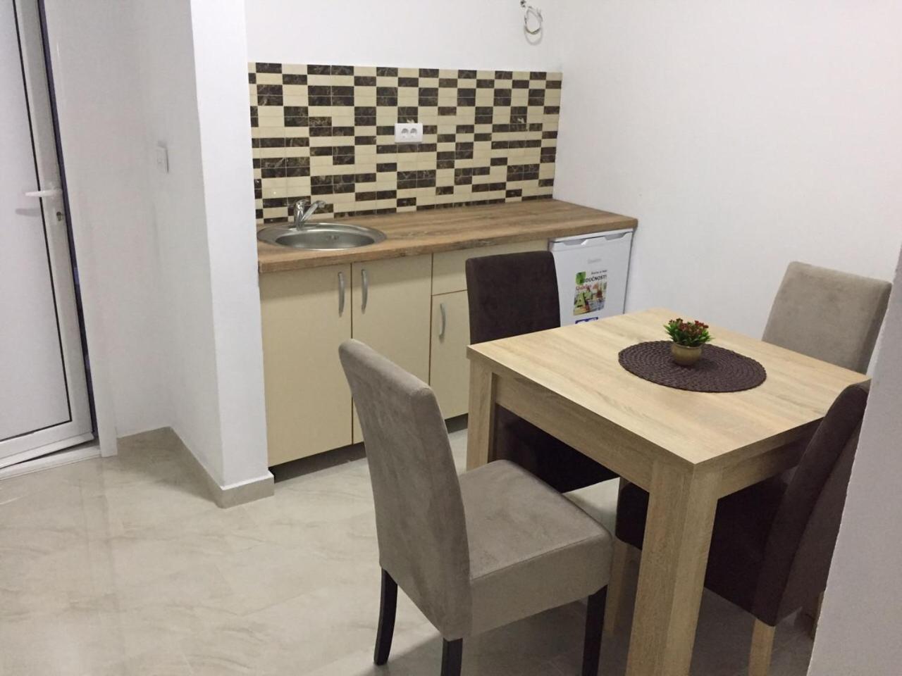 Idealhouse Apartments Ulcinj Zewnętrze zdjęcie